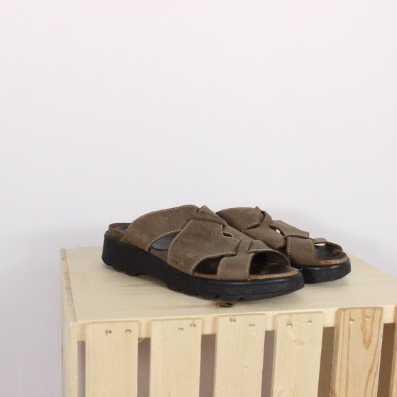 *Stoneridge Footwear Sandals - Picture 4 of 7